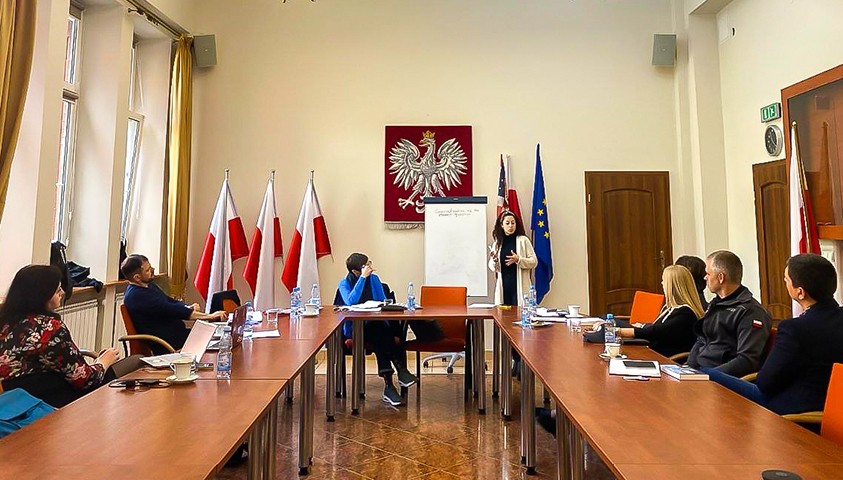 Visite scientifique en Pologne : une collaboration entre l’ÉNAP et l’Université de Justice de Varsovie