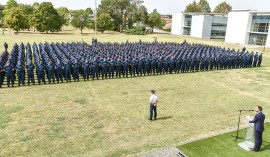 Levée des couleurs en présence de la 216e promotion d’élèves surveillants et de la 3e promotion de la classe prépa’talents