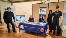 La promotion des métiers : l’Énap présente sur son territoire pour présenter les métiers pénitentiaires