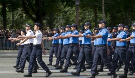 14 juillet 2016 - L'administration pénitentiaire défile sur les champs Elysées 