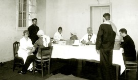 Service médical établissement pénitentiaire dans l'entre-deux-guerres