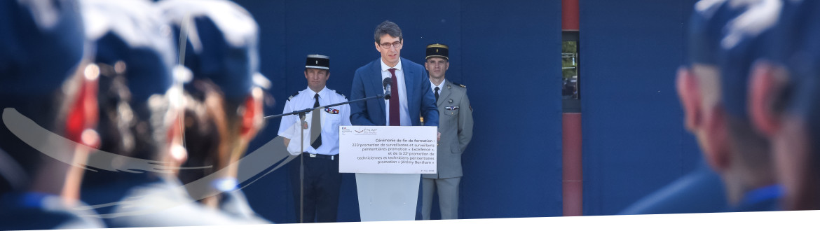 Cérémonie de fin de formation présidée par Guillaume RAUFFET directeur de l'administration à la direction générale de l'administration pénitentiaire.