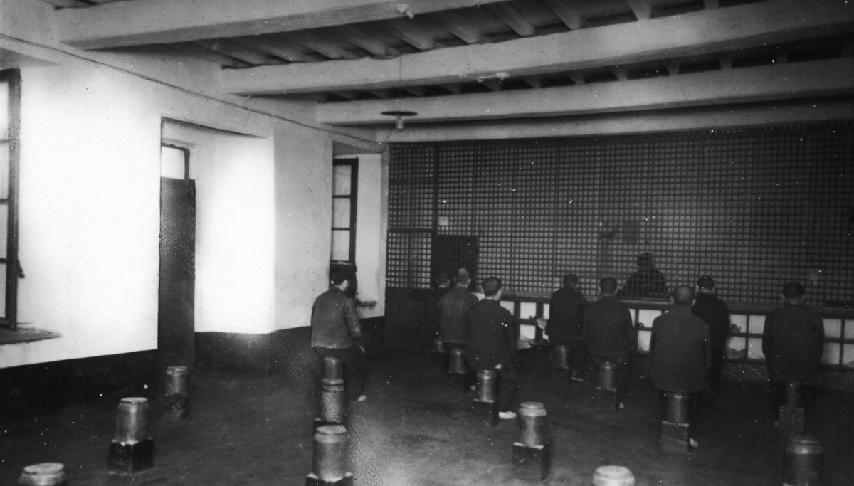 Maison centrale de Nîmes : salle de discipline, 1932 - Photographie d’Henri Manuel (Coll. Enap-Crhcp)