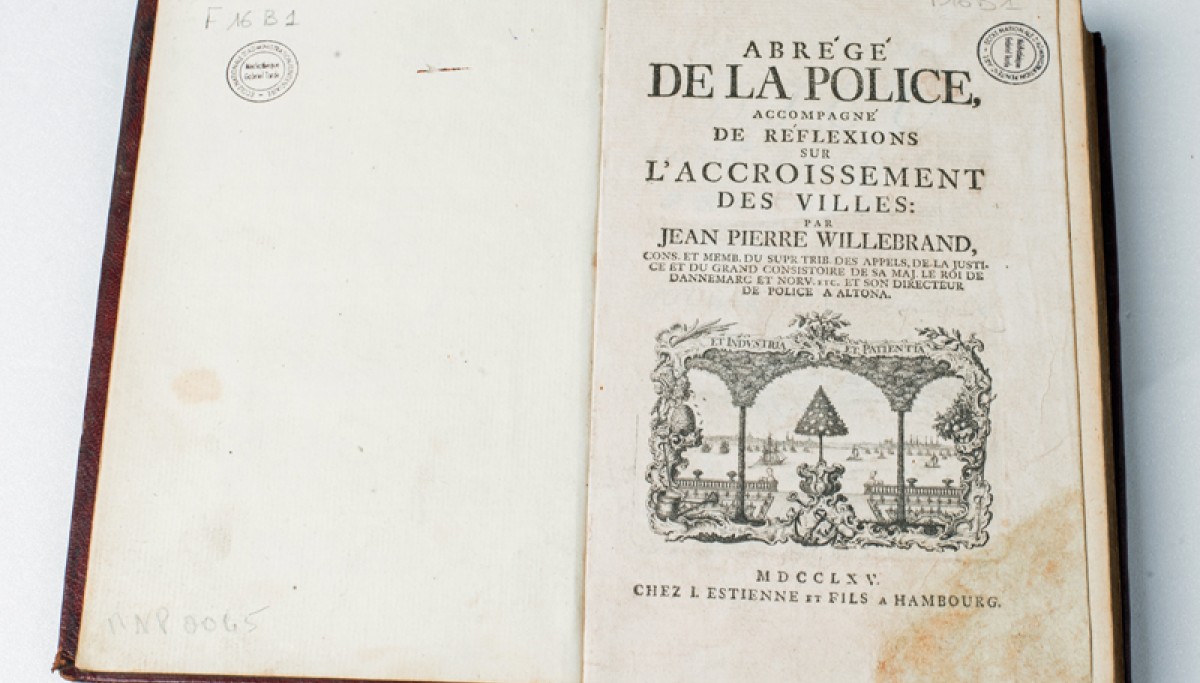 Enap. Les pépites du CRHCP. WILEBRAND Jean-Pierre - Abrégé de la Police accompagné de réflexions sur l'accroissement des villes. A Hambourg, 1765