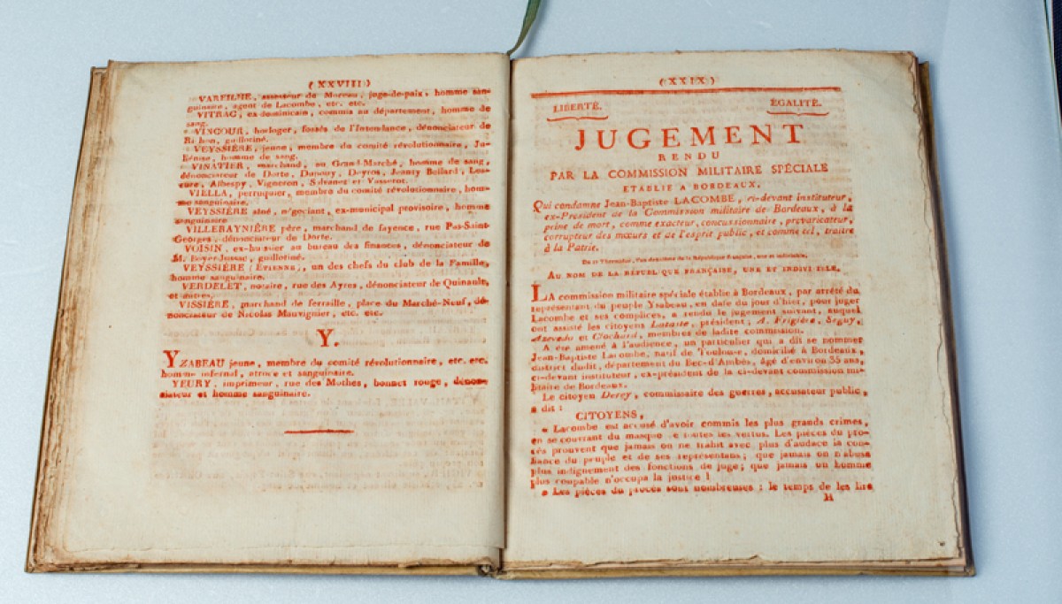 Enap, les Pépites du CRHCP. ANONYME – Bordeaux, (1794), réimprimé en 1815.Connu depuis sous le nom de livre rouge de la Terreur.