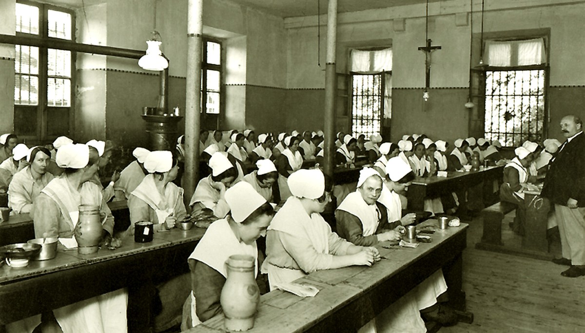 Cantine en prison dans l'Entre-deux-guerres