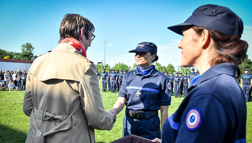 Cérémonie de fin de formation des lieutenants pénitentiaires de la 27e promotion