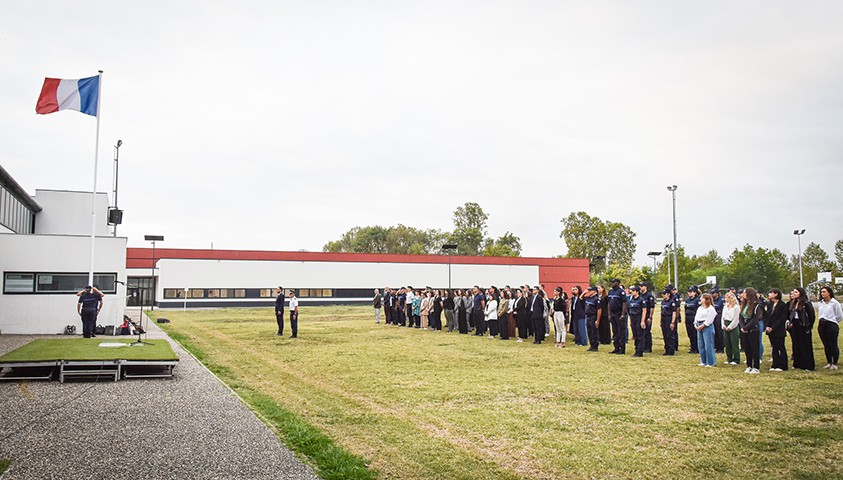 Arrivées de la 53e promotion de directeurs des services pénitentiaires, de la 17e promotion de directeurs pénitentiaires d’insertion et de probation, et de la 1e promotion de chefs de services pénitentiaires.