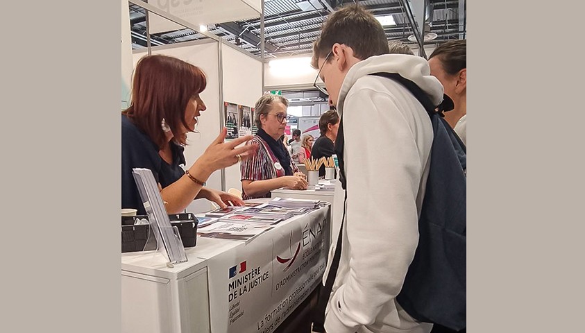 L’Énap au salon de l’Étudiant « Grandes écoles » Porte de Versailles