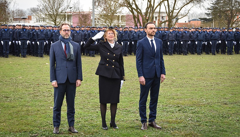 Premier déplacement d’Emmanuel Razous, directeur adjoint de l’administration pénitentiaire à l’ÉNAP, à l’occasion de la cérémonie de fin de formation et de baptême de la 216e promotion de surveillants – « Promotion Maya Angelou »