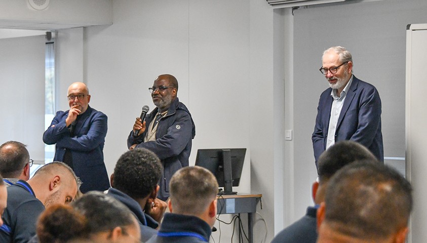 Une résidence philosophique à l’ÉNAP : Bruce Bégout explore le sens, l’espace et l’expérience vécue en milieu pénitentiaire