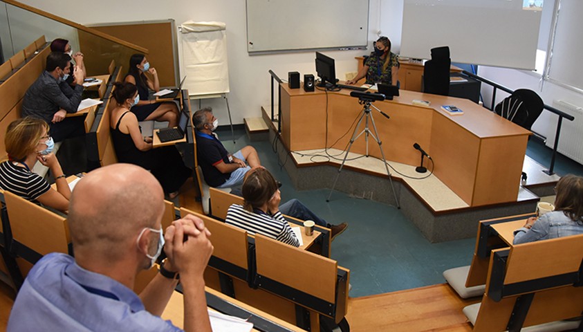 Atelier du CIRAP : « Promouvoir la formation universitaire en milieu carcéral. Expériences comparées entre la France et l’Italie.”présenté par Patrizia Pacini Volpe  