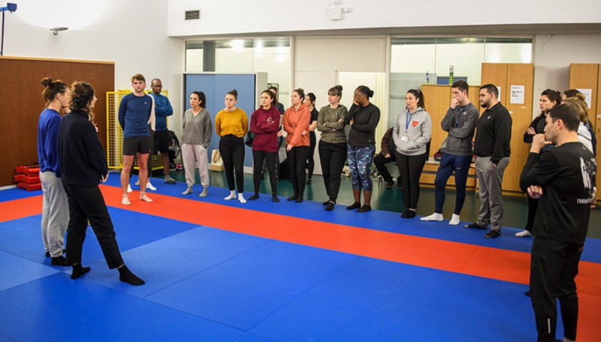 Quand la boxe et le théâtre viennent percuter les émotions