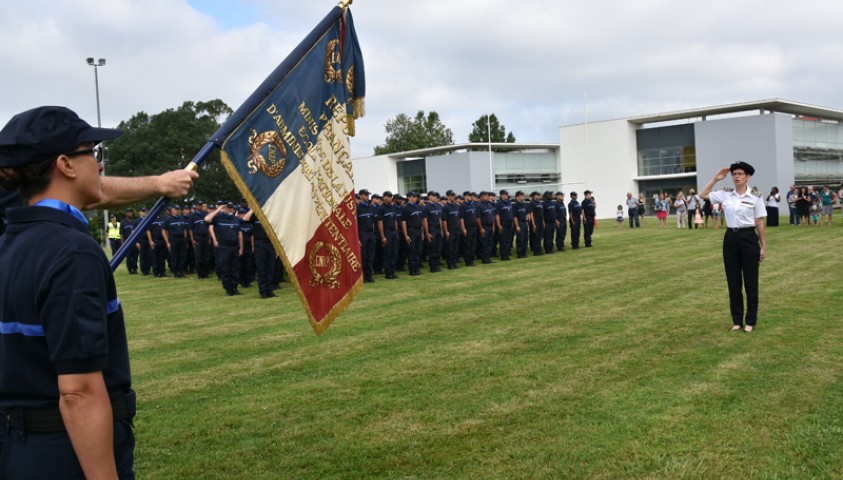 Cérémonie de fin de formation de la 26ème promotion de premiers surveillants