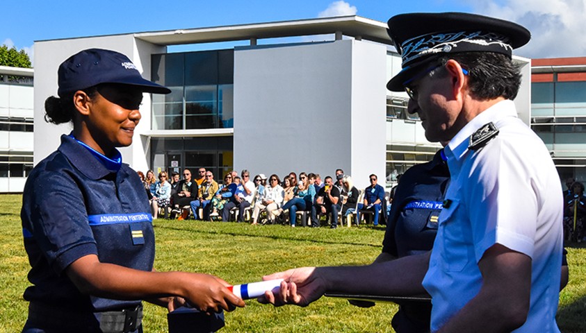 Cérémonie de fin de formation des lieutenants de la 26e promotion 