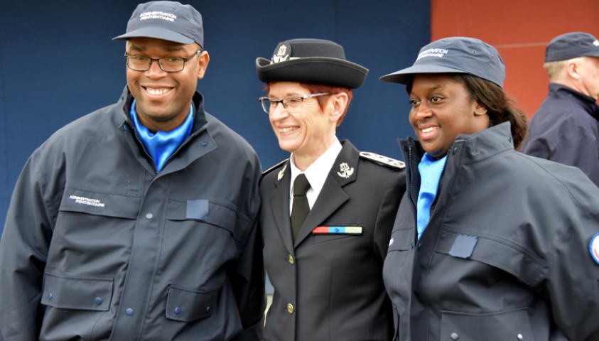 Cérémonie de fin de formation de la 194ème promotion de surveillants, Promotion Clarissa Jean-Philippe. Fin de la cérémonie.