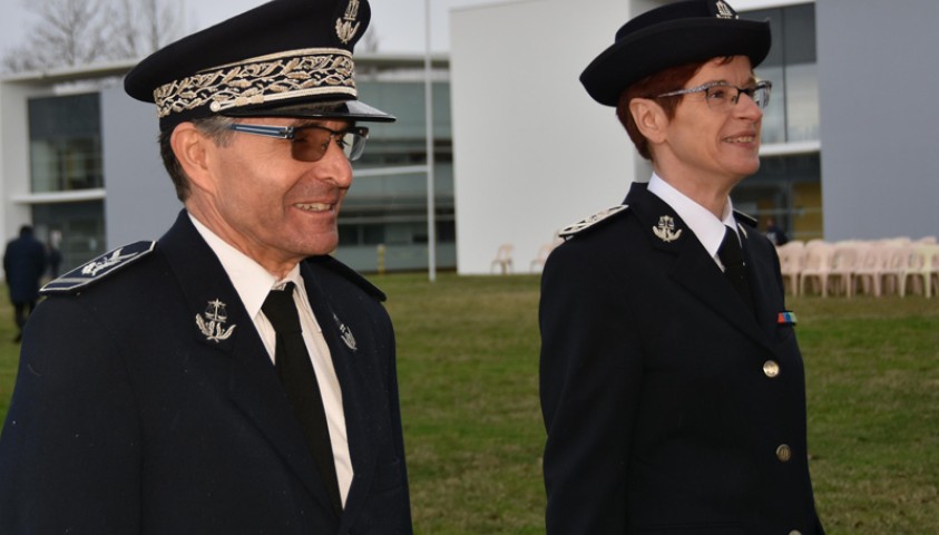 Cérémonie de fin de formation de la 194ème promotion de surveillants, Promotion Clarissa Jean-Philippe. Jean-Philippe Mayol, directeur-adjoint de l'Enap, et Sophie Bleuet, directrice de l'Enap.