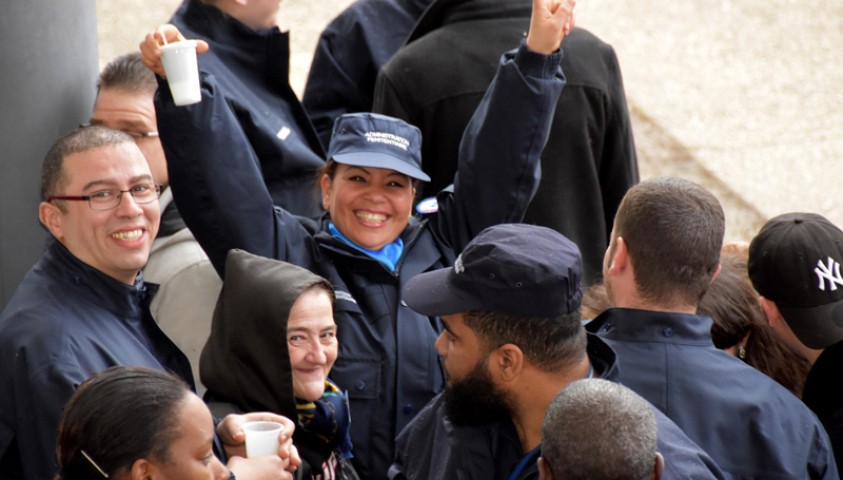 Cérémonie de fin de formation de la 194ème promotion de surveillants, Promotion Clarissa Jean-Philippe. Fin de la cérémonie.