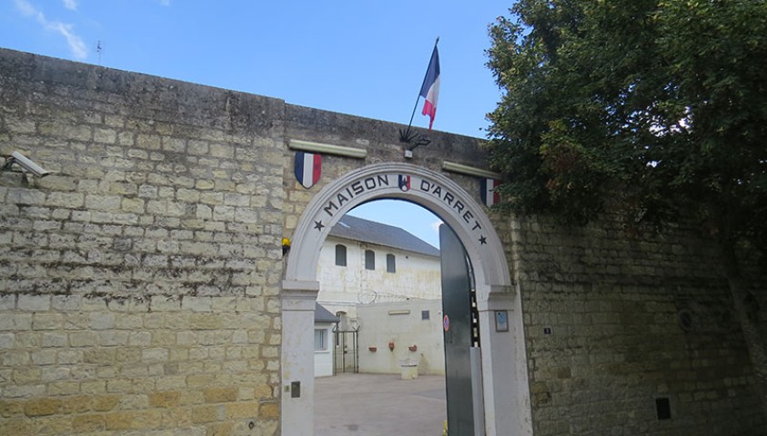 CRHCP. La maison d'arrêt de Compiègne avant sa fermeture en 2016. L'entrée
