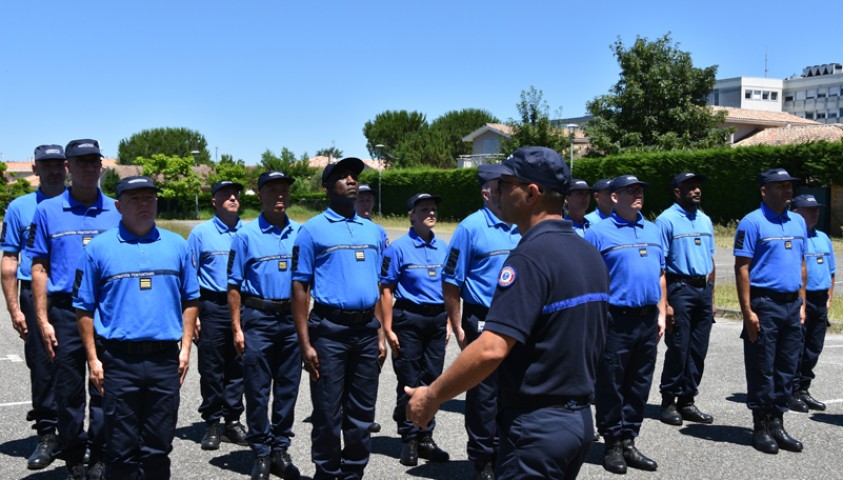 Défilé du 14 juillet 2018. Peloton de Paris. Les personnels de l’Enap encadrent les entraînements à Agen.