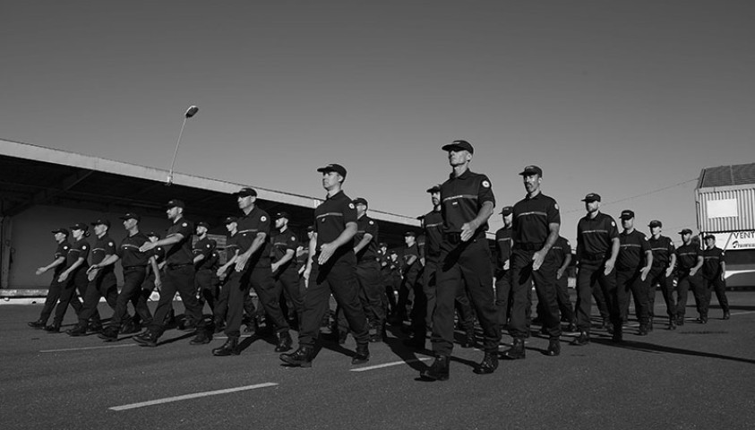 Un 14 Juillet d’exception sur le thème « Une nation engagée, unie, solidaire ».  Premiers entraînements du peloton à l'Enap.