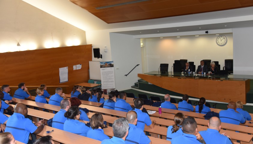 Visite d'isabelle Rome, haute-fonctionnaire à l'égalité femmes-hommes à l'Enap - 06 juin 2019. Rencontre avec les élèves lieutenants.