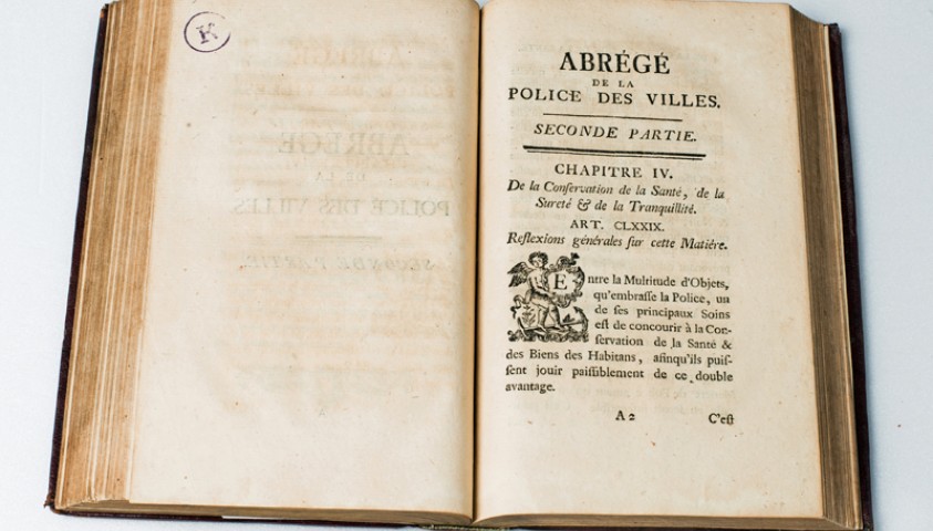 Enap. Les pépites du CRHCP. WILEBRAND Jean-Pierre - Abrégé de la Police accompagné de réflexions sur l'accroissement des villes. A Hambourg, 1765