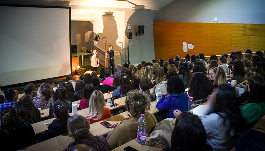 un_spectacle_pour_evoquer_la_diversite_et_la_richesse_des_cultures