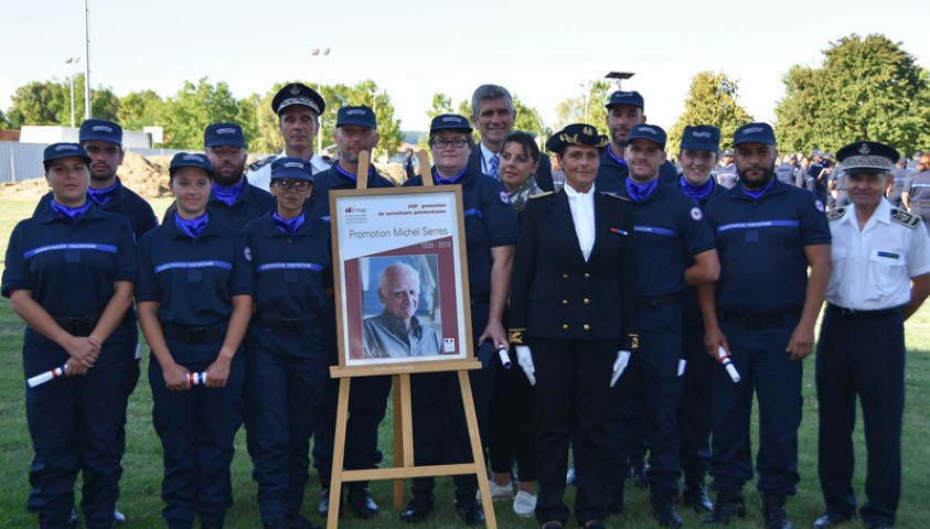 L’Enap fête sa 200ème promotion de surveillants pénitentiaires, promotion « Michel Serres » 