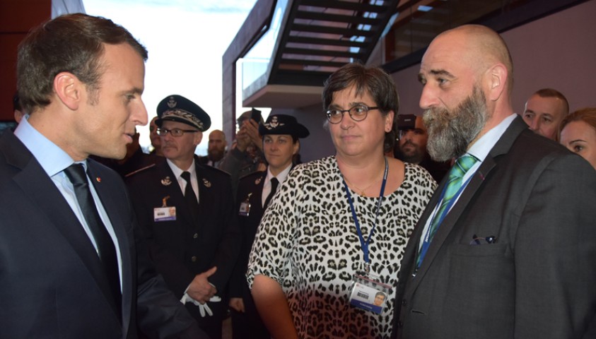 Emmanuel Macron, Président de la République, à l'Enap.Rencontre avec les personnels et les élèves.