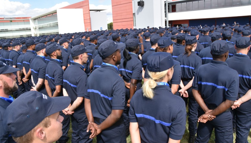 Entrée en formation de la 197ème promotion de surveillants.  Accueil institutionnel.